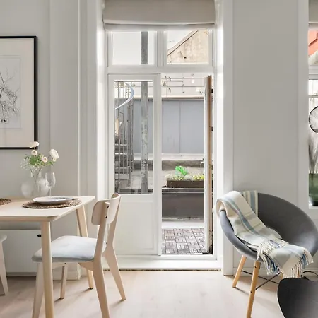 Beds - Unbeatable Location! Apartament Bergen